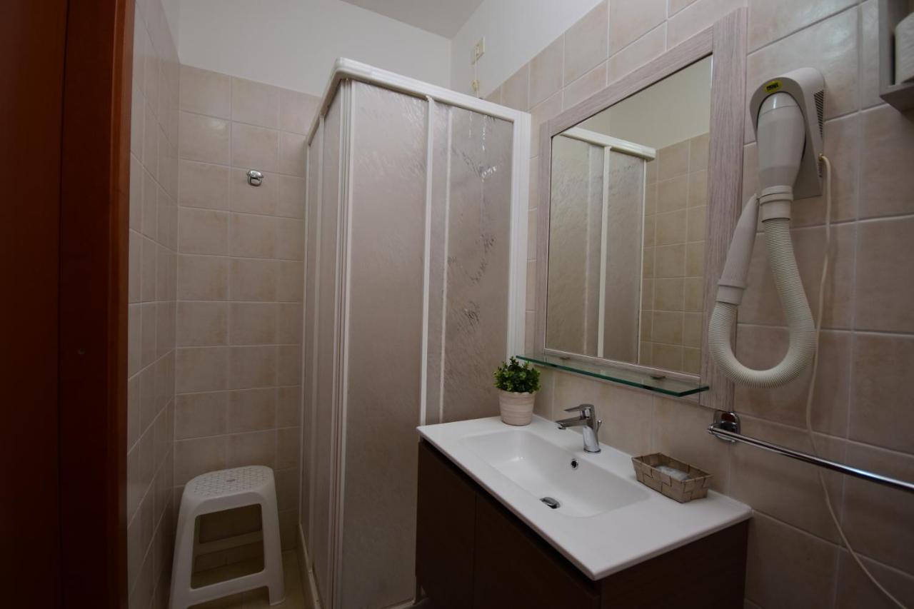 Hotel E Appartamenti La Solaria San Giovanni Rotondo Exterior foto