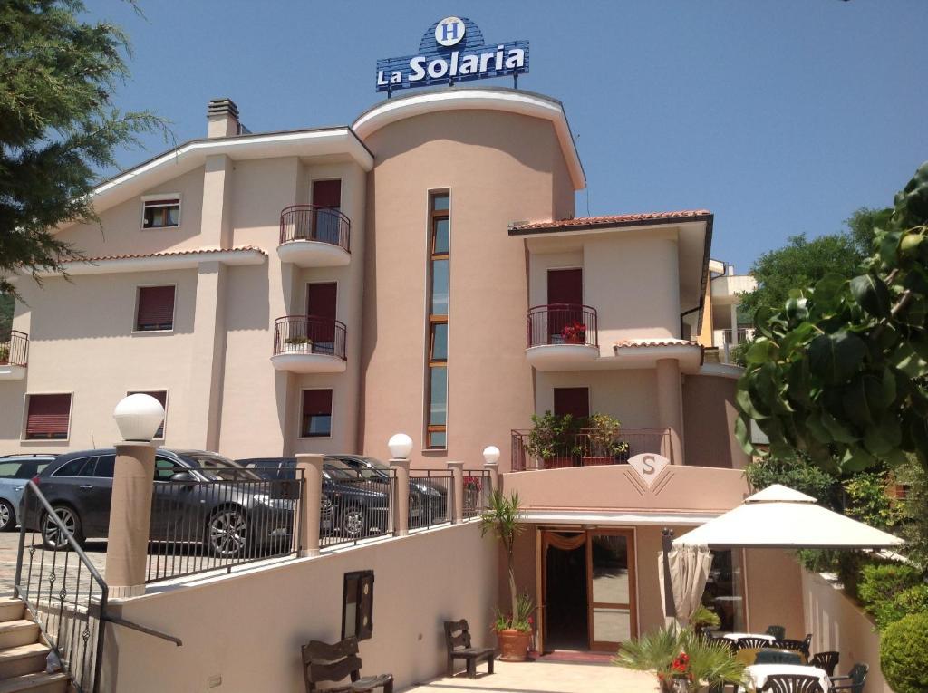Hotel E Appartamenti La Solaria San Giovanni Rotondo Exterior foto